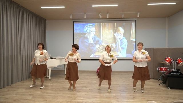 Танцевальный привет "Осенние мелодии" смотреть онлайн