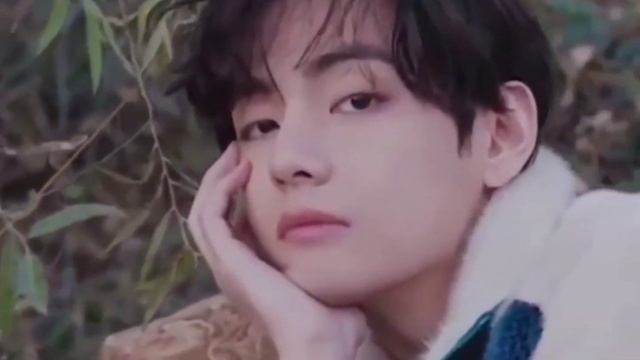 Король красоты Ким Тэхён? #kimtaehyung #vbts #кимтэхён