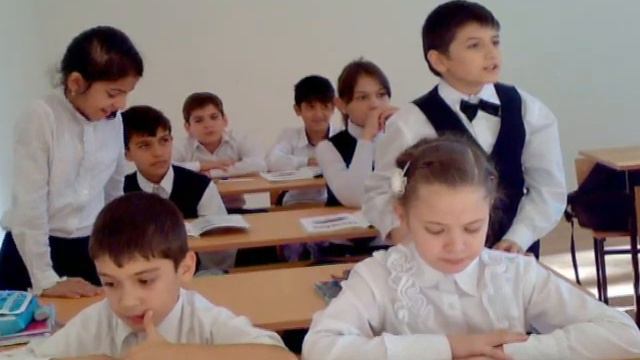 Выпускники 2020 средней школы № 3 города Мингечаур смотреть онлайн