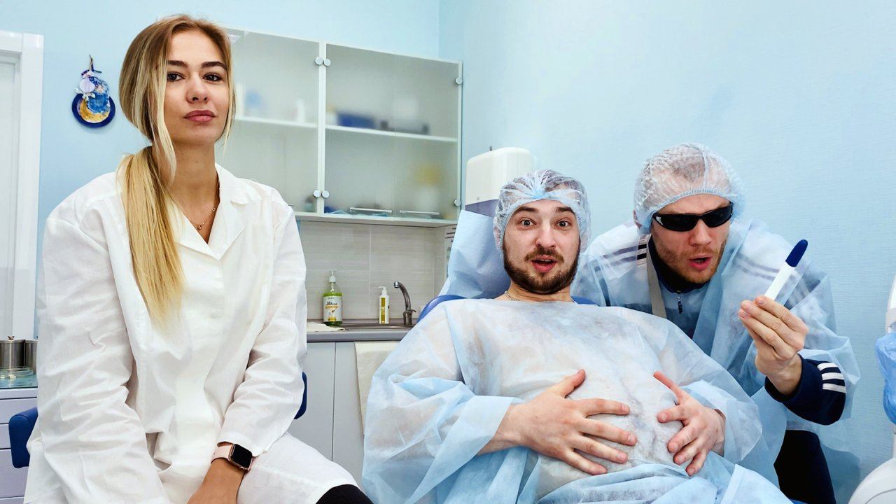 ЗАЛЕТЕЛ ПАЦАН ЖДЕМ МИЛЛИОН ДОЛЛАРОВ. РЕАКЦИЯ ДЕВУШКИ [Красавица и Чудовище] смотреть онлайн