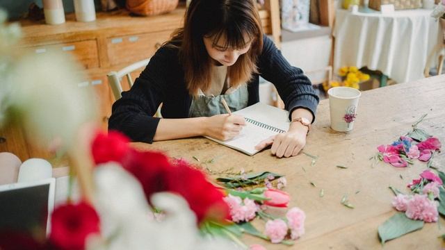 Дорогое Мироздание или... || Как научиться принимать подарки? смотреть онлайн