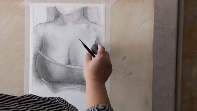 Drawing, aFuller female breasts drawn with graphite pencil смотреть онлайн