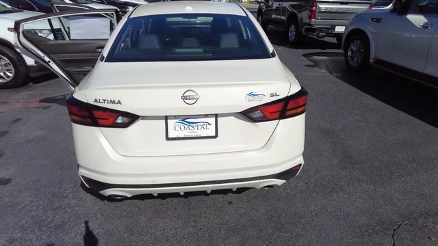 70555 2024 Nissan Altima SL смотреть онлайн