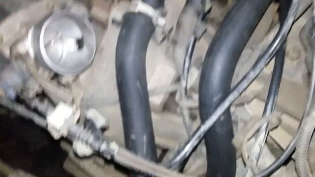 Ford FIESTA 1.6 troca de todas mangueiras de água смотреть онлайн