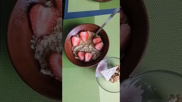 На второй месяц нашего питания можно в утренний рацион добавлять фрукт смотреть онлайн