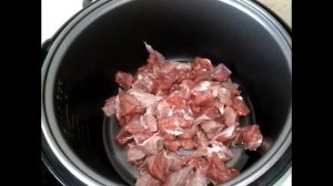 Мясо тушеное в мультиварке Polaris PMC 0349AD