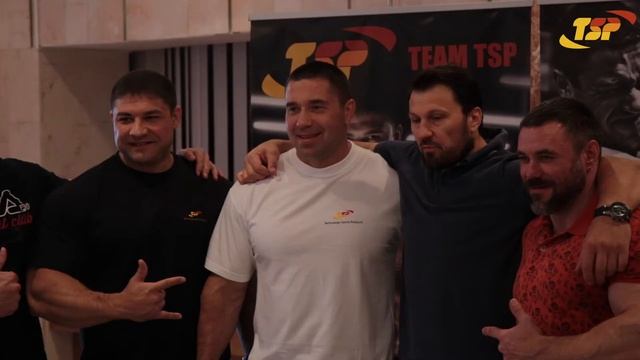 Сергей ШЕЛЕСТОВ & Виталий ФАТЕЕВ на Чемпионате Дубны по бодибилдингу. 24 сентября 2017 г. смотреть онлайн