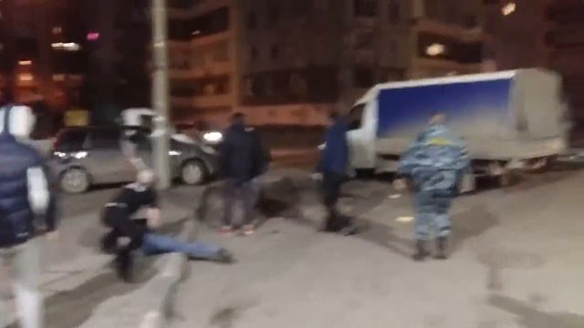 Пьяный Водитель устроил Гонки в Архангельске Сафари смотреть онлайн