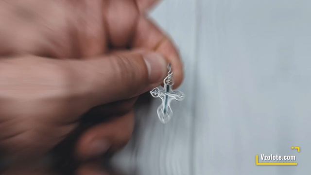 Хрестик з білого золота 501358б смотреть онлайн