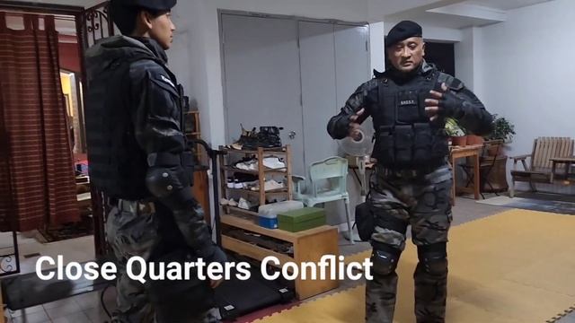 CONFLICT MANAGEMENT TRAINING: Close Quarters Conflict part 1 смотреть онлайн