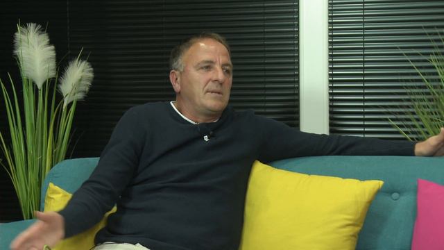 Televizija Zapad - Sportske legende 29.11.2020. - Edin Mujčin смотреть онлайн