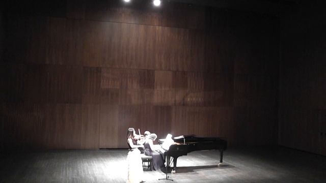 Piazzolla Le Grand Tango (arr. S. Gubaidulina) Mariana Todorova vln, Alisa Labzina pno смотреть онлайн