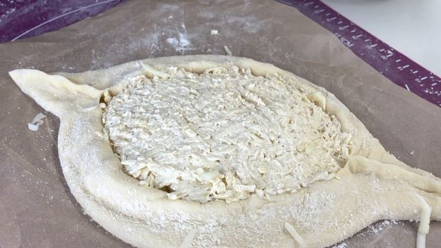 Хачапури по Аджарски | Khachapuri a.k.a CHEESE KING смотреть онлайн
