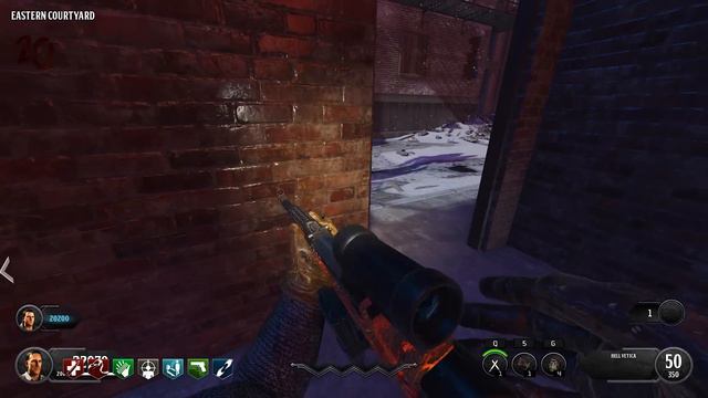 THE GIANT X COMBINE ZOMBIES MAP (Call Of Duty Zombies)