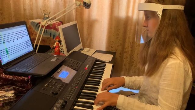 Маргарита. Чтение нот с листа на 5 презентации: Э.Григ "Утро". смотреть онлайн