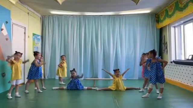 танец Скамеечка смотреть онлайн