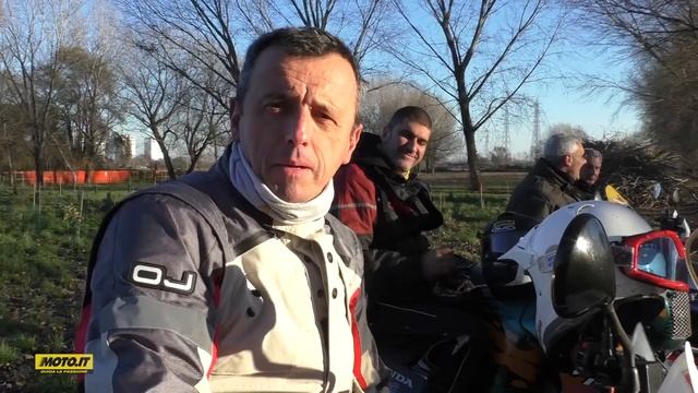 Honda Africa Twin CRF 1000L: ready to test! смотреть онлайн