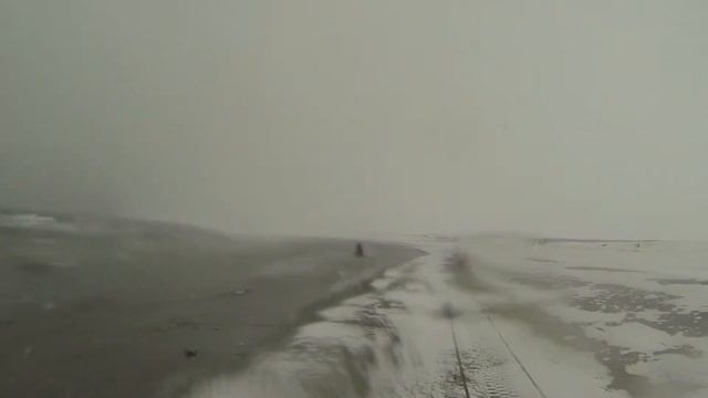 По берегу моря смотреть онлайн