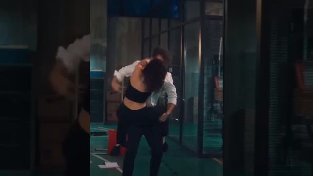 Турецкий сериал душа не слышит / Ruhun Duymaz смотреть онлайн