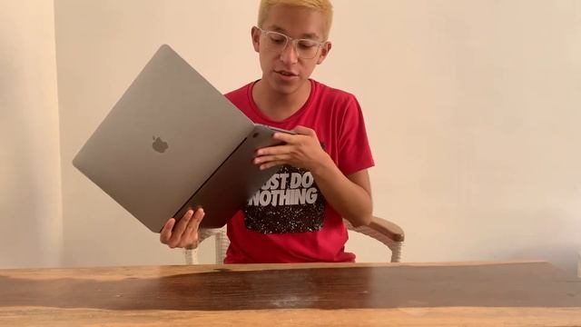 MacBook Pro 2016 Touch Bar ¿Vale la pena en 2021? ? смотреть онлайн