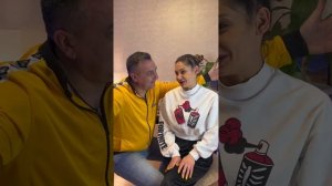 Гарик Угарик с дочкой празднуют Новый год ?