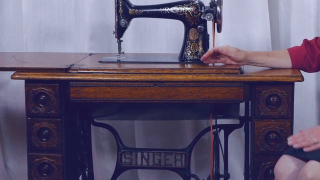 Singer 66 Red Eye Sewing Machine смотреть онлайн