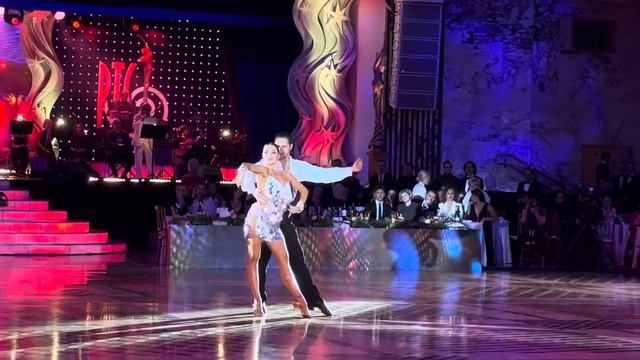 Kirill Belorukov - Valeria Aidaeva | Final Presentation | Rumba | WDC Professional Latin смотреть онлайн