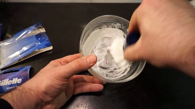 Тестируем помазок Gillette! Test Shaving Brush Gillette!