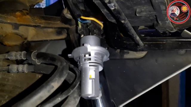 Autobahn H4 LED Bulb Installation In Honda CBR250R