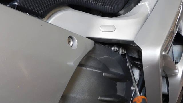 Podniesienie obrotów YAMAHA FJR 1300 смотреть онлайн