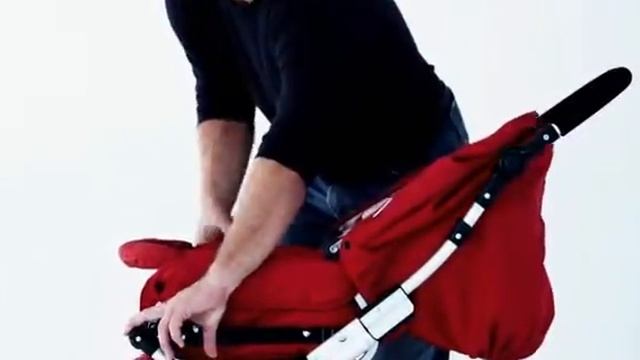 Bumbleride Queen B в действии смотреть онлайн