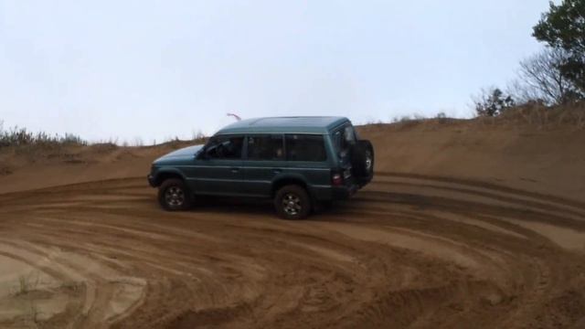 Kia Club 4x4 Pablito trepando Medanos.mp4 смотреть онлайн