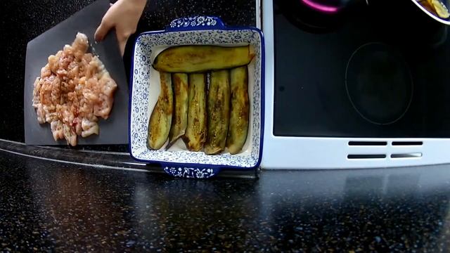 Куриные грудки с баклажанами и помидорами • Готовить просто, курица смотреть онлайн