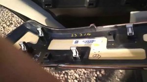 RANGE ROVER. Снятие обшивки задней двери.