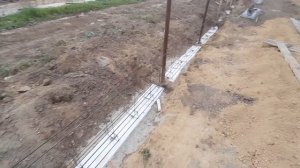 Фундамент забора. Армирование каркаса. Выступ под облицовку