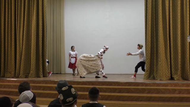 шуточный немецкий танец смотреть онлайн