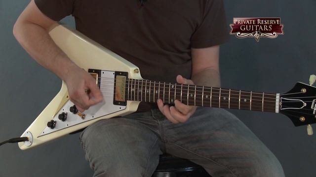 Gibson Custom 1959 Mahogany Flying V VOS Electric Guitar Classic White смотреть онлайн