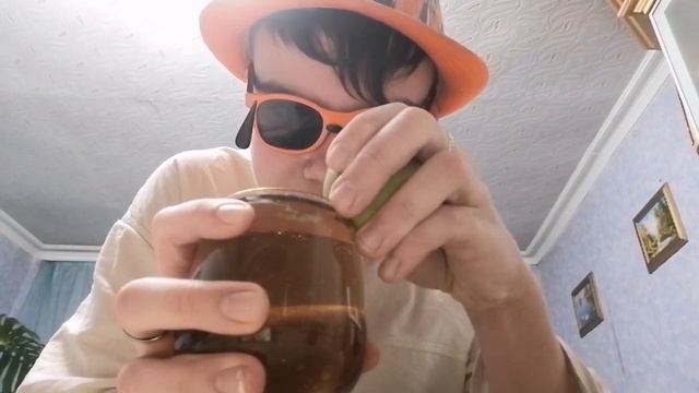 Супергеройский бар, название там где-то в видео, коктеиль, тоже забыл смотрите где-то в видео. смотреть онлайн