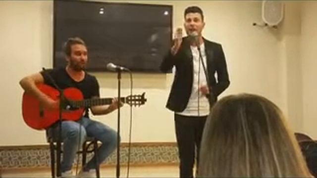 Nicolas García y Geni Cheza - Con una guitarra (Medina-Sidonia) смотреть онлайн