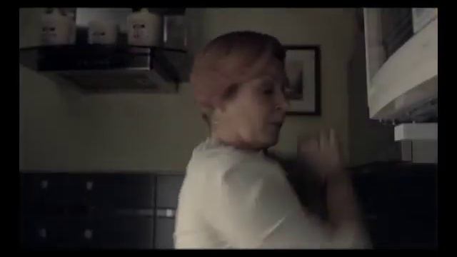 Рекланый ролик МТБанка "Белкам не место дома" (2013) Story 2 смотреть онлайн