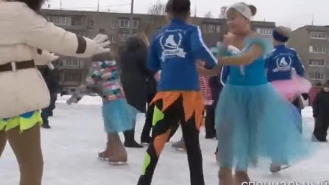 Горячий лед на стадионе «Урожай» смотреть онлайн