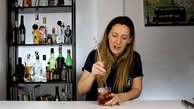 RED LABEL!!! ✅ CÓMO se TOMA el WHISKY ETIQUETA ROJA! (Tragos fáciles) | AGUS BLANCO смотреть онлайн