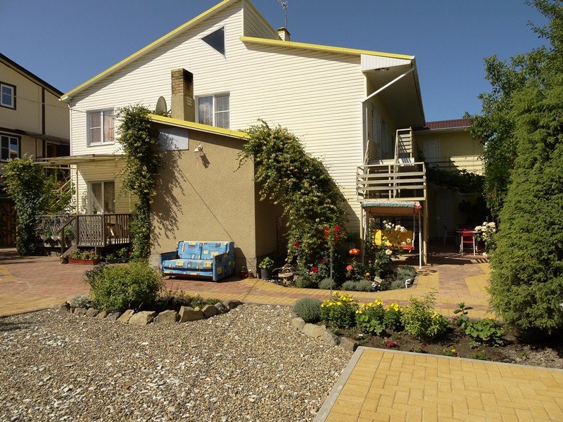 Семейный отдых с детьми в Сукко. Сукко жильё для отдыха частный сектор. «Солнечный» ГОСТЕВОЙ ДОМ смотреть онлайн