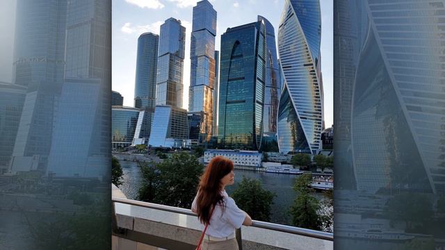 Москва-Сити.Встреча.Мост Багратион.Moscow City.A Meeting.Bagration bridge. смотреть онлайн