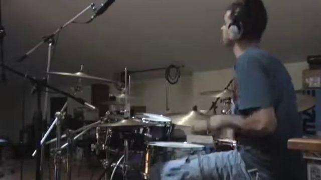 Nuno Oliveira playing along David Garibaldi's Code of Funk - Give me your love смотреть онлайн