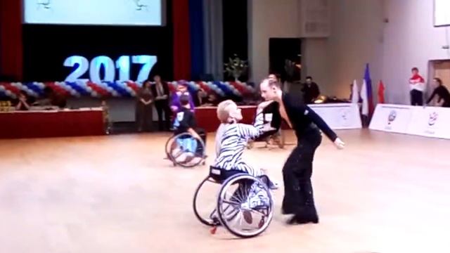 Чемпионат РФ 2017 по спортивным танцам на колясках.Эпизод 1 смотреть онлайн