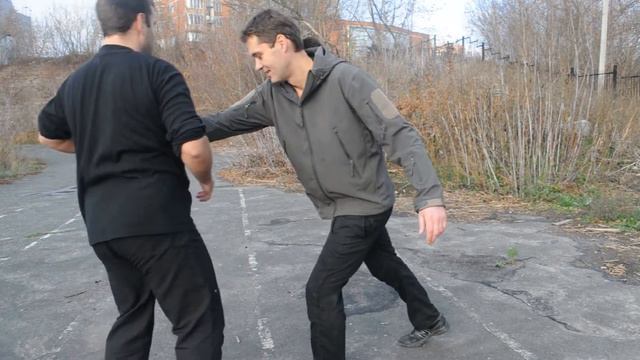 2. Защита от ножа - нижний крестовой блок смотреть онлайн