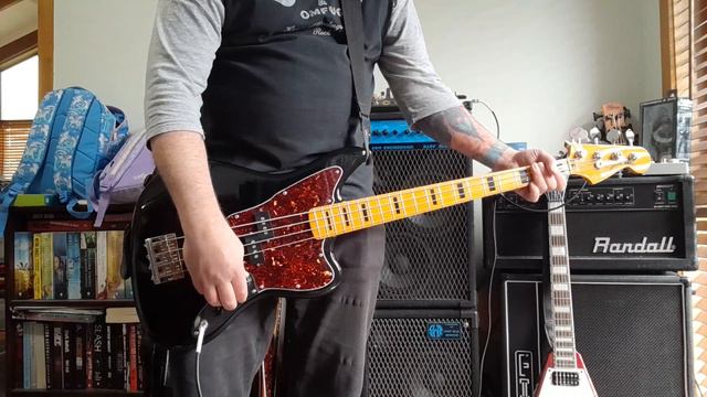 Fender Modern Player Jaguar bass смотреть онлайн