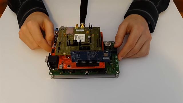 WAB1 - Cellular and Bluetooth Development Add-on Board (Telit and Silicon Labs) смотреть онлайн