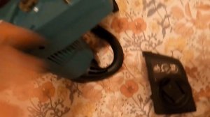 Обзор пилы Makita UC4041 A (часть 1)